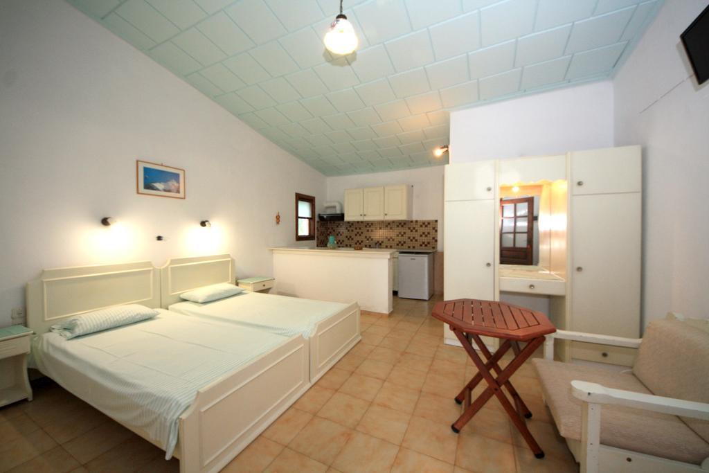 Amalia Studios Skiathos Town Exterior photo
