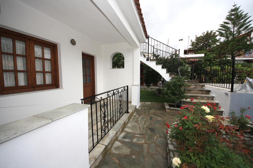 Amalia Studios Skiathos Town Exterior photo